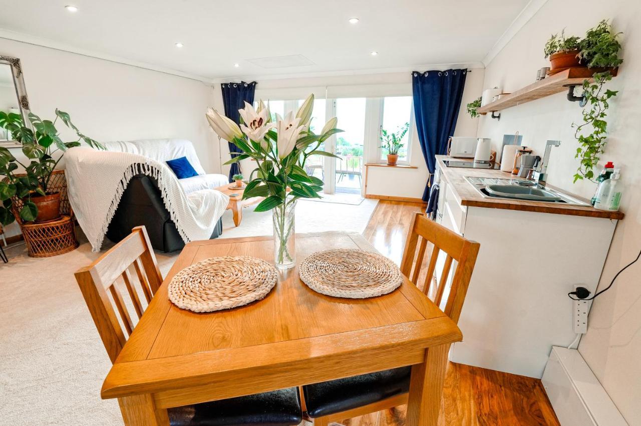 Spacious Sea-View Apt. Overlooking St Ives Bay Gwithian Dış mekan fotoğraf